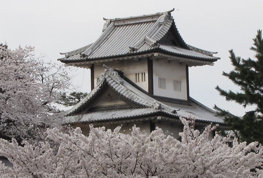 Japanse bouwsteen eilandjes en bruggen per fiets iki Travels reis japan