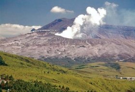 kleurrijk japan reis mount Aso iki Travels