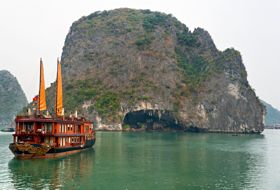  Vietnam halong Bay 2