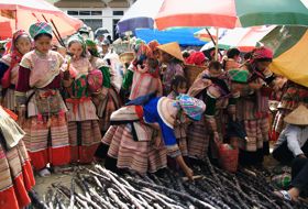 Sapa markten bouwsteen iki Travels Sapa markten bouwsteen iki Travels