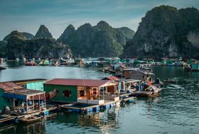 Vietnam Fotografiereis Halong Bay Huizen