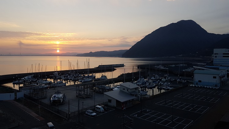 Japan Oita haven zonsopgang