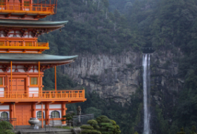 Kumano Waterval Tempel